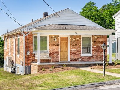 541 Hull St, Staunton, VA, 24401