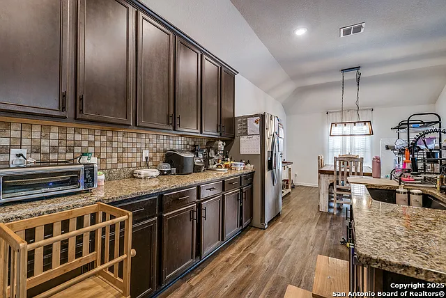 6122 Underwood Way — Photo 9