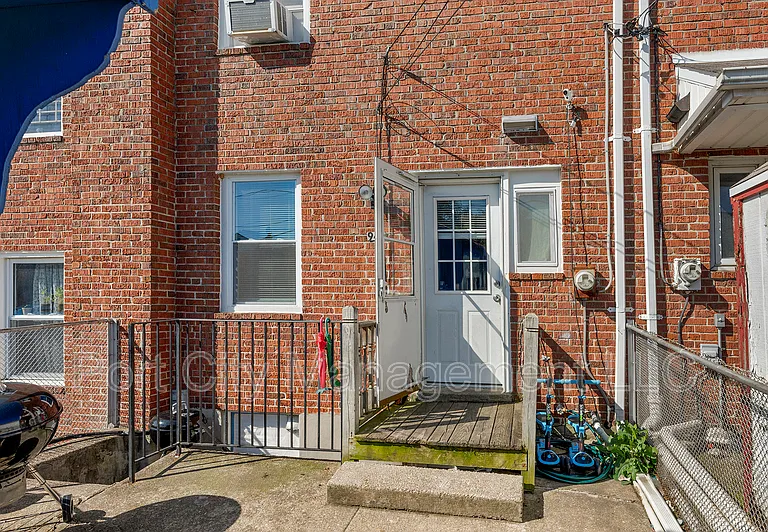 944 Dalton Ave — Photo 20