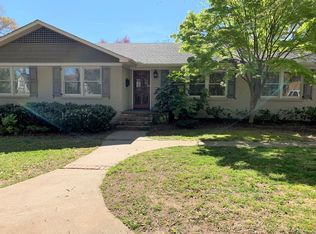 14 McPherson Ln, Greenville, SC 29605