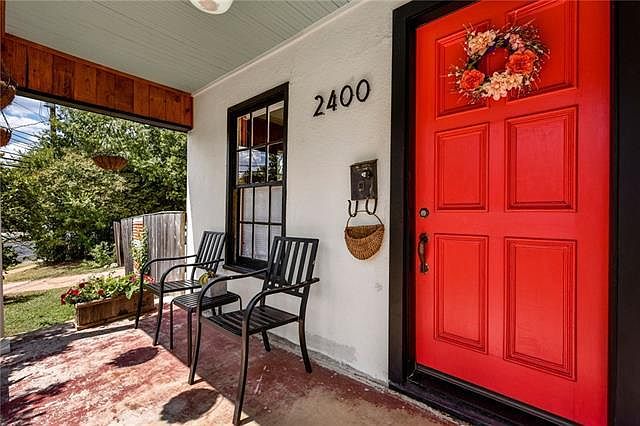 1st image of 2400 Hancock Dr