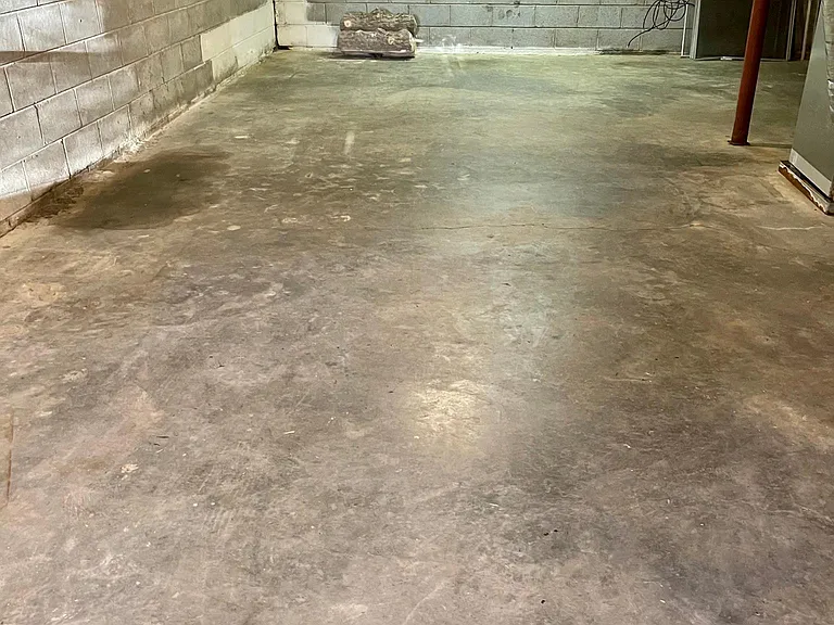 766 Myhr Dr — Photo 34