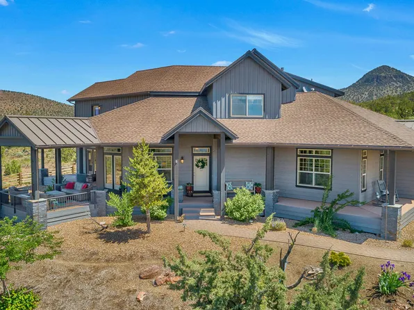 14901 S Miramonte Ct, Powell Butte, OR 97753