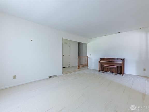 3rd image of 3081 Claydor Dr