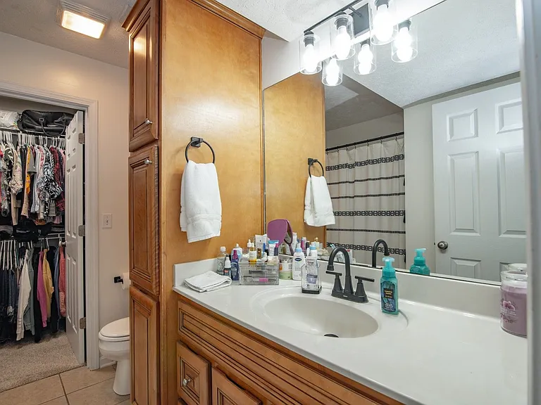 114 Twin Lakes Dr — Photo 23