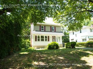 824 Crestview Ave, Akron, OH 44320