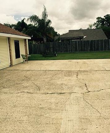 2nd image of 2533 Cypress Lawn Dr