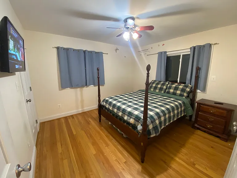 4131 Cupp Dr — Photo 4