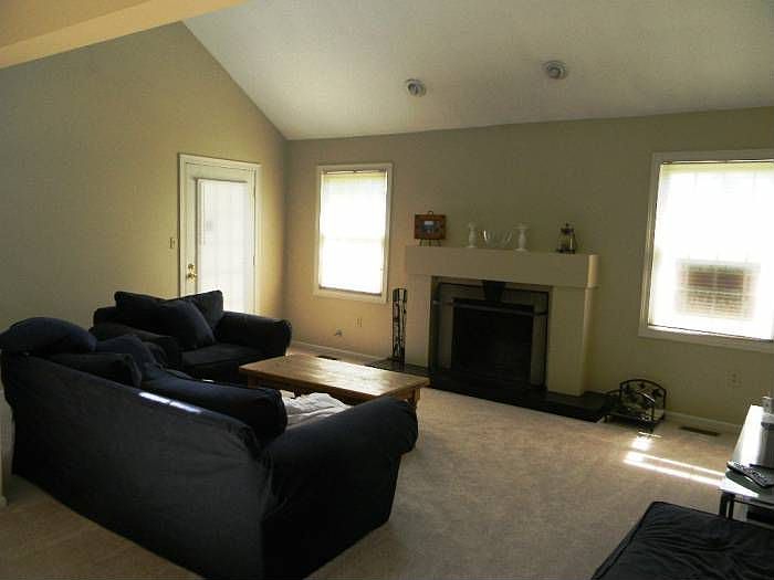 2nd image of 1785 Cortland Ln #1520