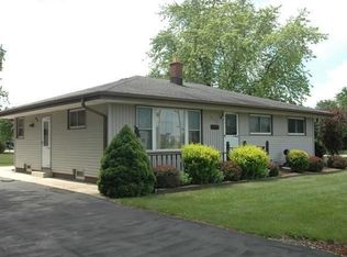 8331 W Puetz Rd, Franklin, WI 53132