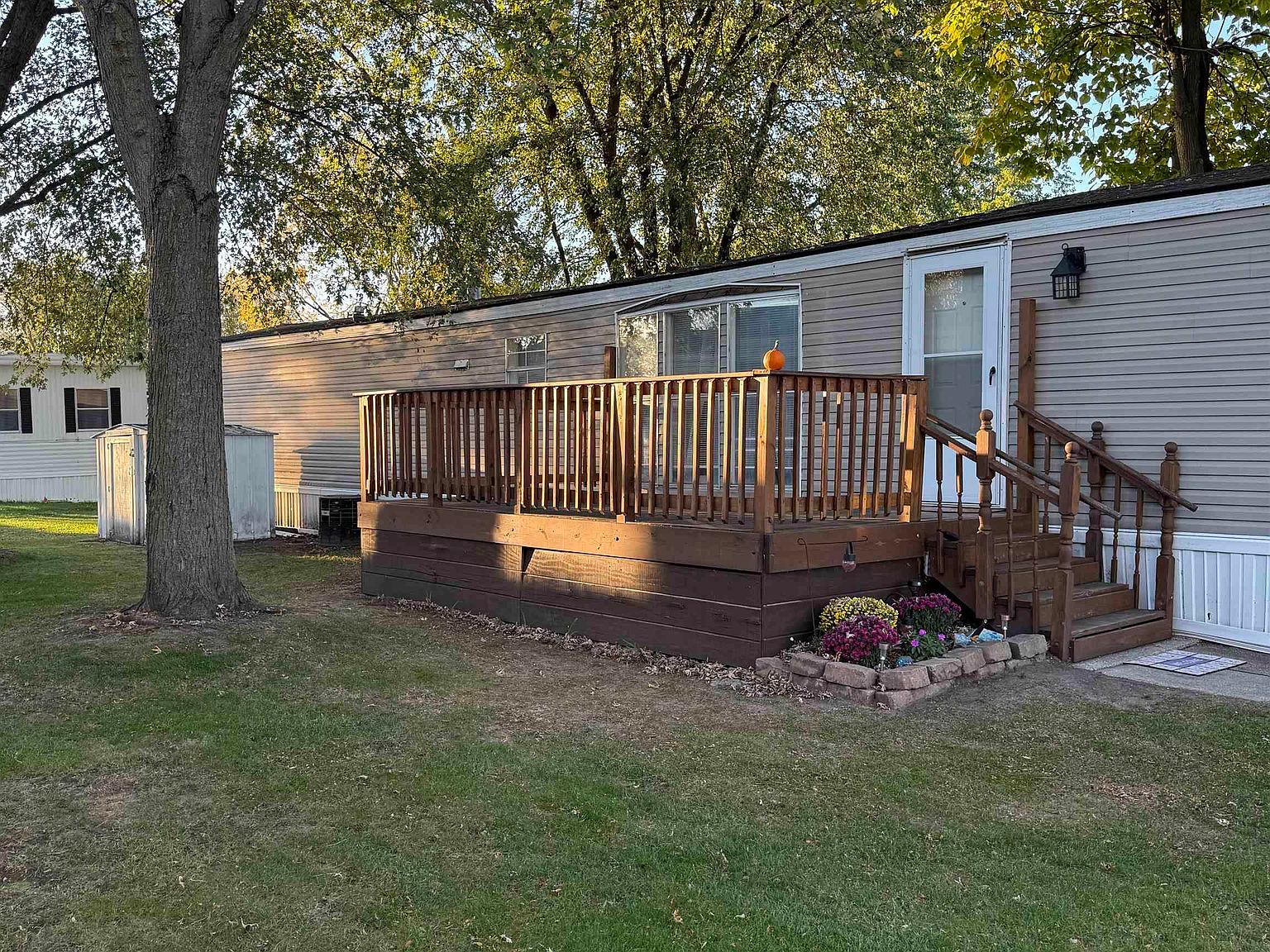 22028 Dubois St, Romulus, MI 48174