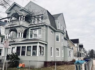 258-260 Orange St, Springfield, MA 01108