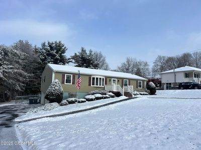 40 Sunset Drive, Troy, NY, 12182