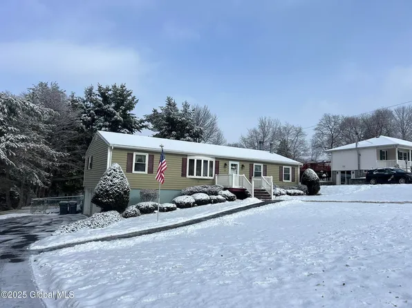 40 Sunset Drive, Troy, NY 12182