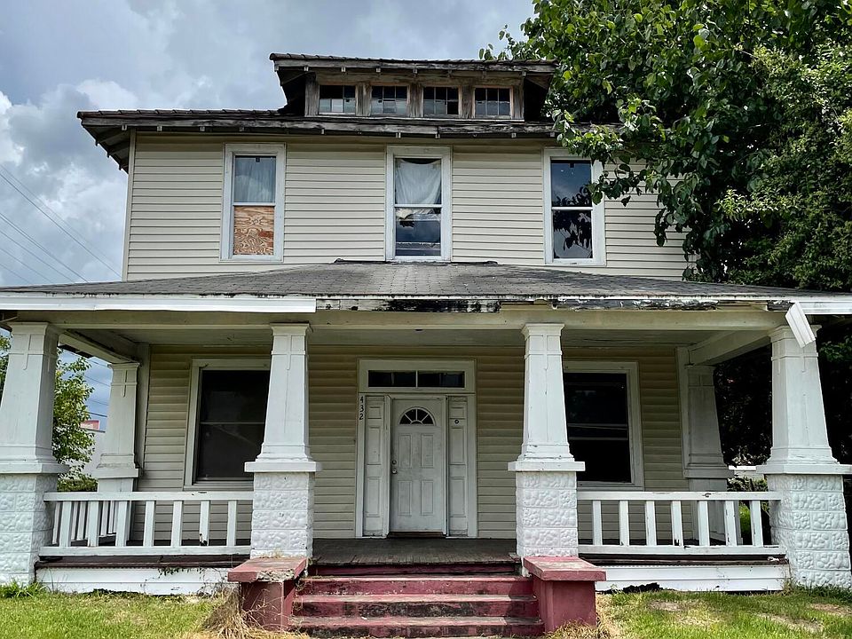 1st image of 432 W Bellevue St