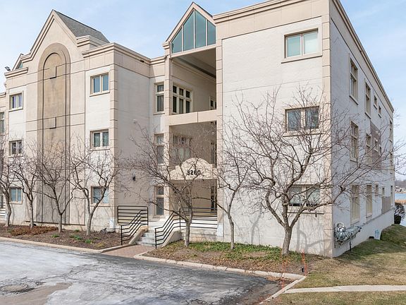 5th image of 3264 Island Cove Dr Unit 250