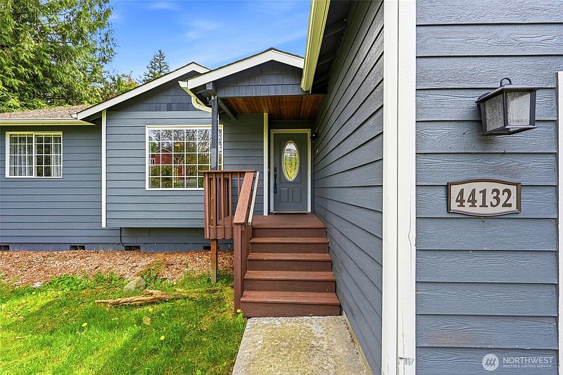 3rd image of 44132 Fir Road