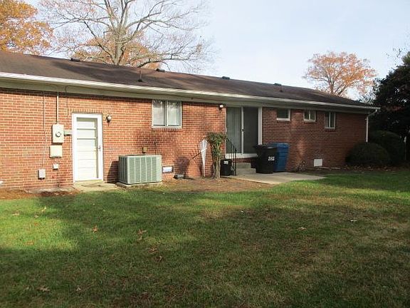 3rd image of 3833 Honeytree Ln