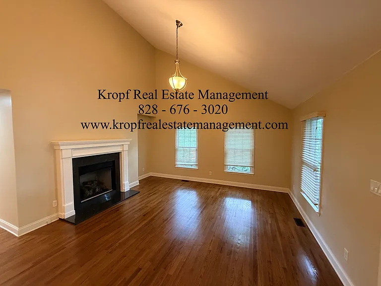 55 Round Top Rd — Photo 6