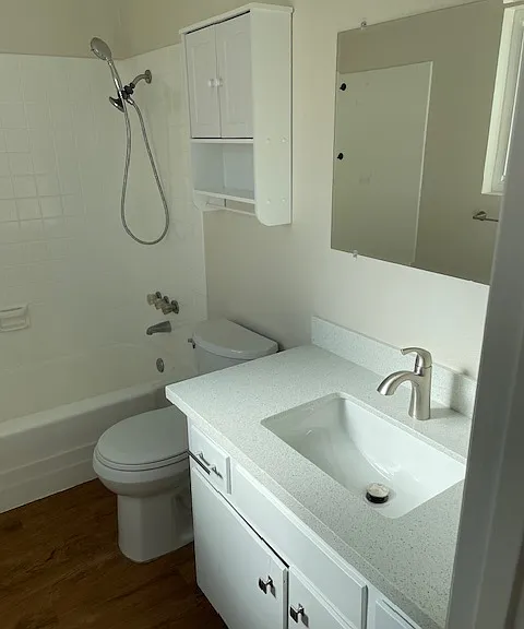 1106 N H St #203 — Photo 3
