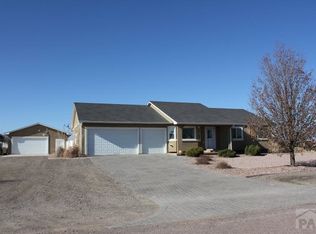 59 S Rolling Prairie Dr, Pueblo West, CO 81007