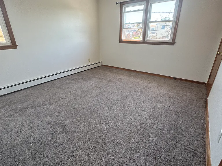 190 Baltimore Ave — Photo 10