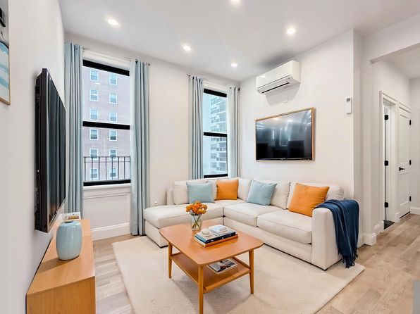 151 E 19th St #25