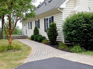 530 Kellers Church Rd, Ottsville, PA 18942