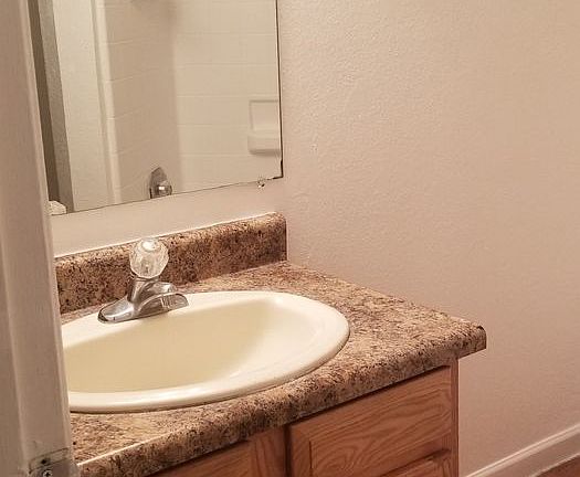 4th image of 450 W Kelso St APT 26