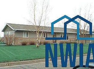 209 E Ash St, Cleghorn, IA 51014