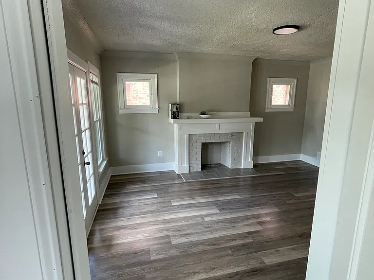 4047 Carter St #1DOWN — Photo 3