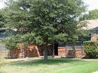 3760 Wedgworth Rd S, Fort Worth, TX 76133