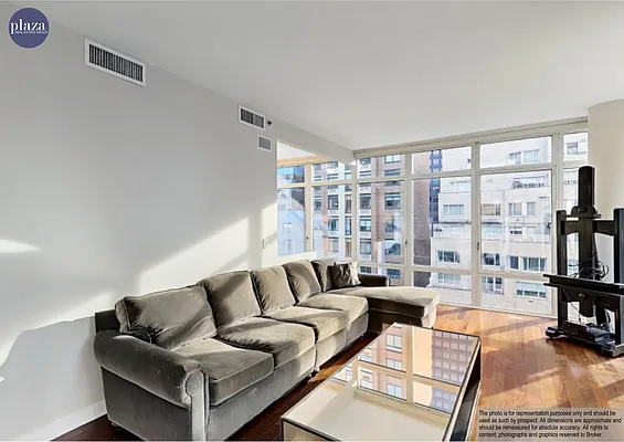 Rented by Plaza Real Estate Group | media 24