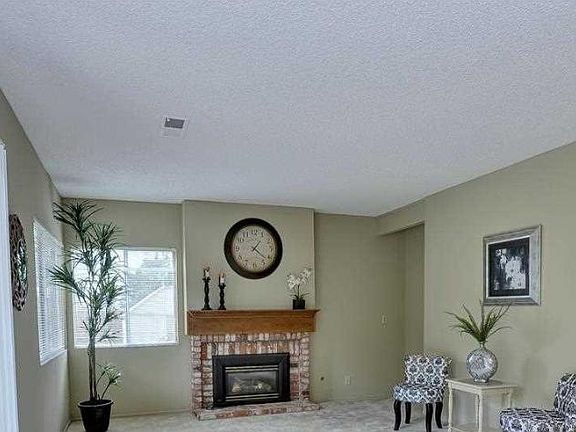 4th image of 275 Quinault Way #275