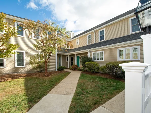 365 Tilden Commons Ln #365, Braintree, MA 02184