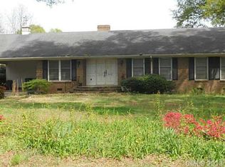 1818 Progress Ln, Charlotte, NC 28205
