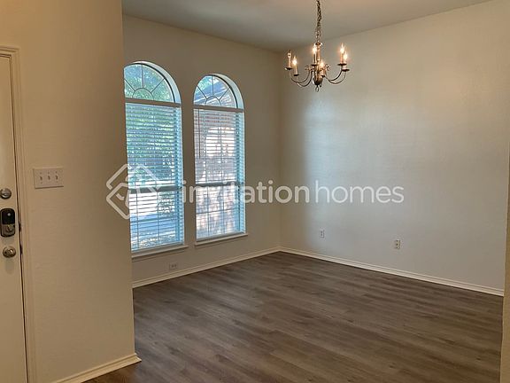 2nd image of 1725 Kittyhawk Dr