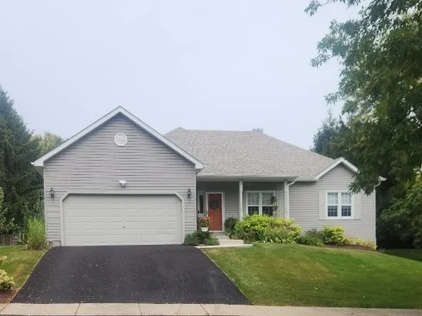 716 Ayers St, Bolingbrook, IL 60440