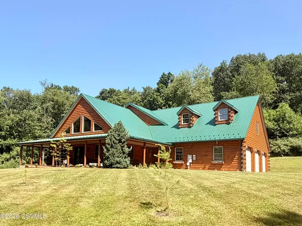 77 Riverhill Dr, Bloomsburg, PA 17815