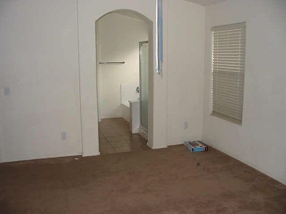 3rd image of 29952 E Maravilla Drive