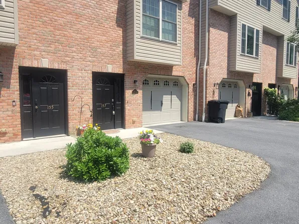157 Sylvan Crest Dr, Hollidaysburg, PA 16648
