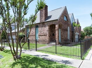 449 Cortlandt St, Houston, TX 77007