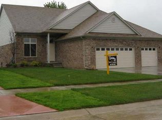 52896 Schafers Run Ct, New Baltimore, MI 48051