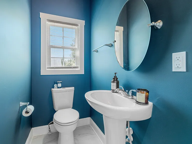 3 Deering St — Photo 34