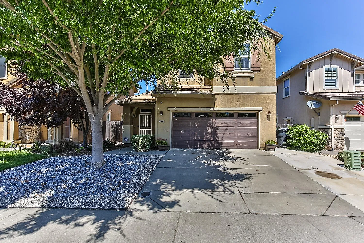 4032 Hellenic Dr photo 1