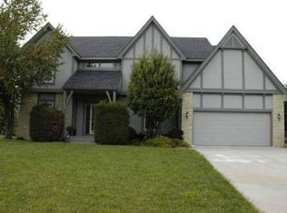 3729 SW Herefordshire Rd, Topeka, KS 66610