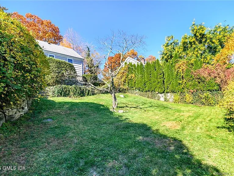 31 Cognewaugh Rd — Photo 1