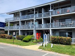 211 2nd St #228, Cedar Key, FL 32625