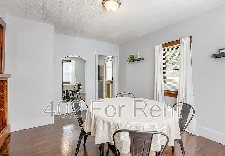 4806 Charles St — Photo 10