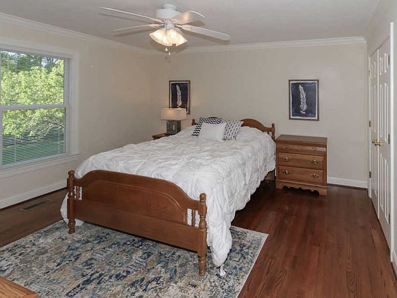 4th image of 5015 Princess Ann Ct